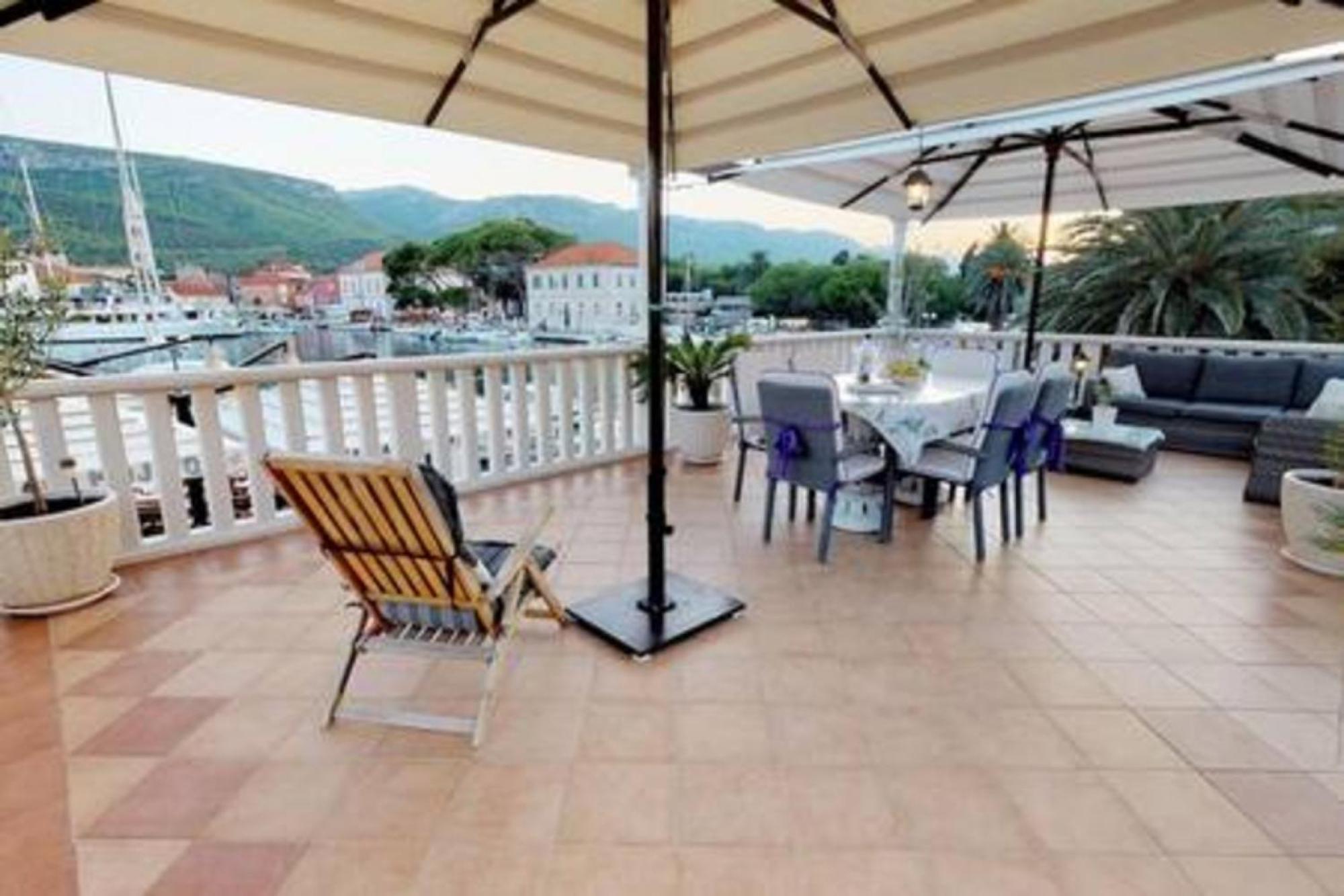 Radovani Luxury With Private Pool Jelsa (Hvar)